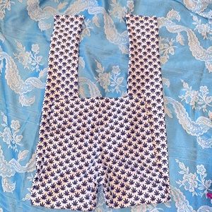 Consciously Cool Chick Super Cute Cannabis leggings♥️XS BNWOT ♥️